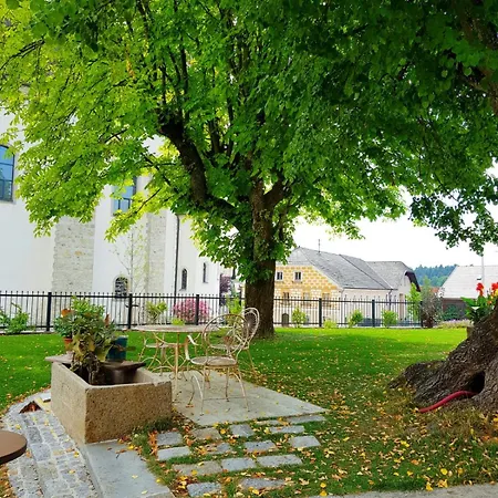 Hotel Lindengut - Boutique Hotel Nahe Ikuna Park Natternbach