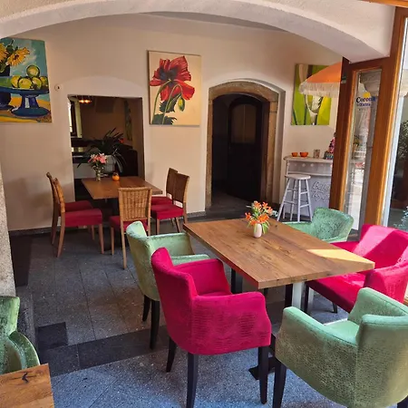 Hotel Lindengut - Boutique Nahe Ikuna Park