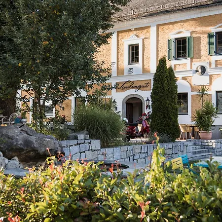 Lindengut Apartment *