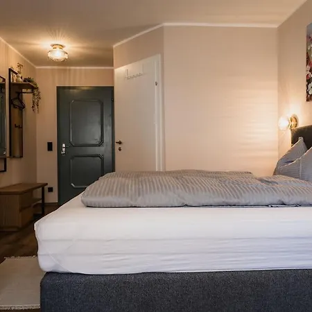 Lindengut - Boutique Hotel Nahe Ikuna Park