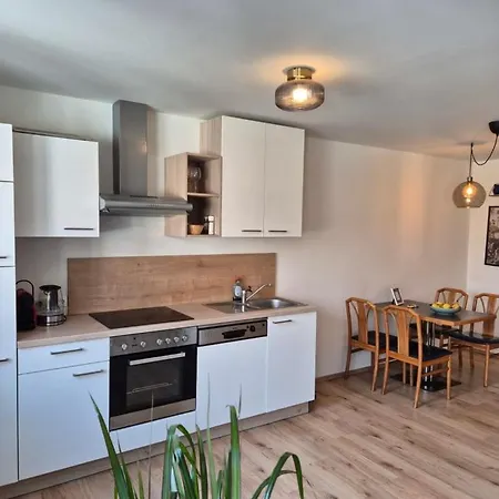 Hotel Lindengut - Boutique Hotel Nahe Ikuna Park *