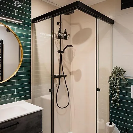 Hotel Lindengut - Boutique Hotel Nahe Ikuna Park
