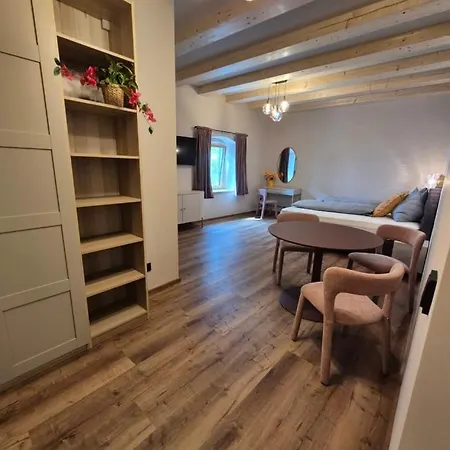 Hotel Lindengut - Boutique Hotel Nahe Ikuna Park *
